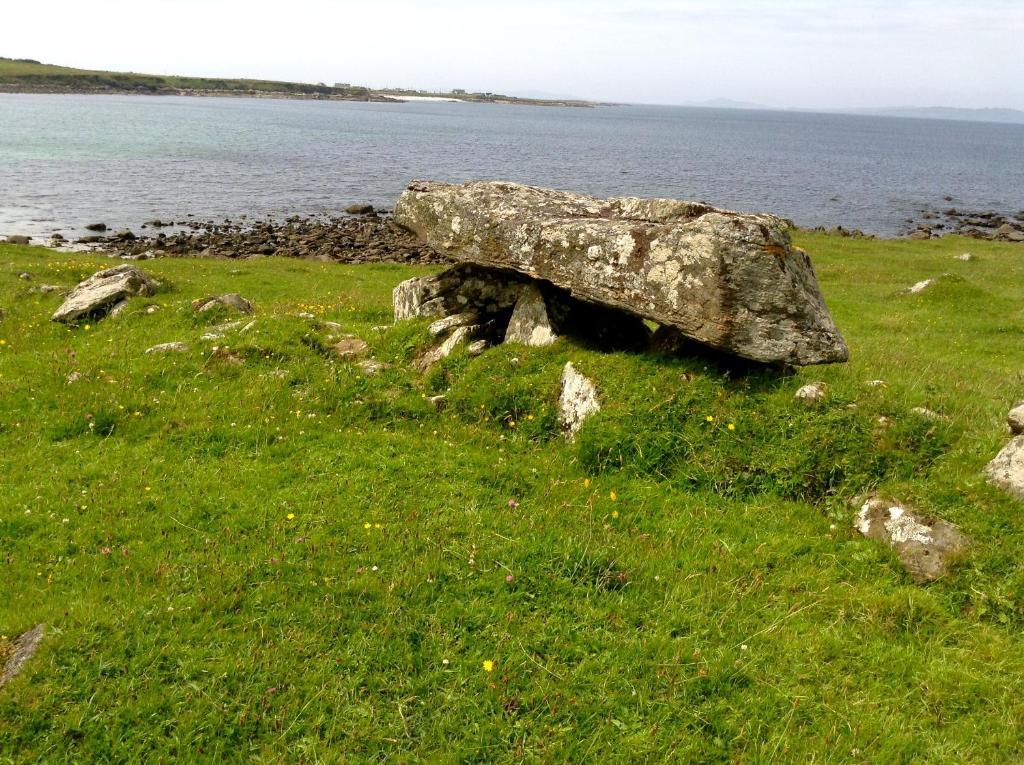 Cnoc Breac B&B Cleggan Exterior photo